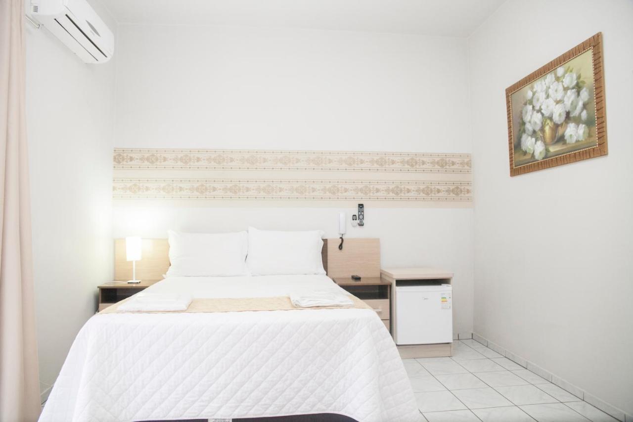 Hotel Grezelle Santa Bárbara Eksteriør bilde